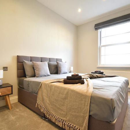 Stunning 2 Bed Apartment London Exterior photo