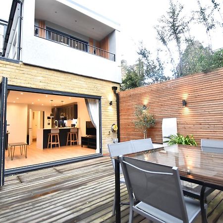 Stunning 2 Bed Apartment London Exterior photo