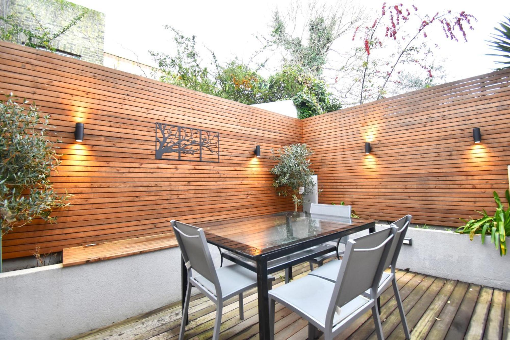 Stunning 2 Bed Apartment London Exterior photo